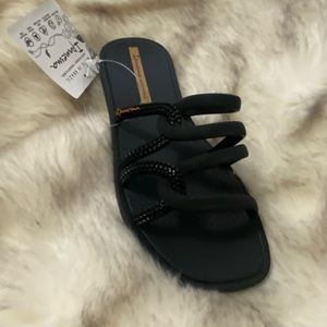 NWT Ipanema Solar Slide -Size 8 Black